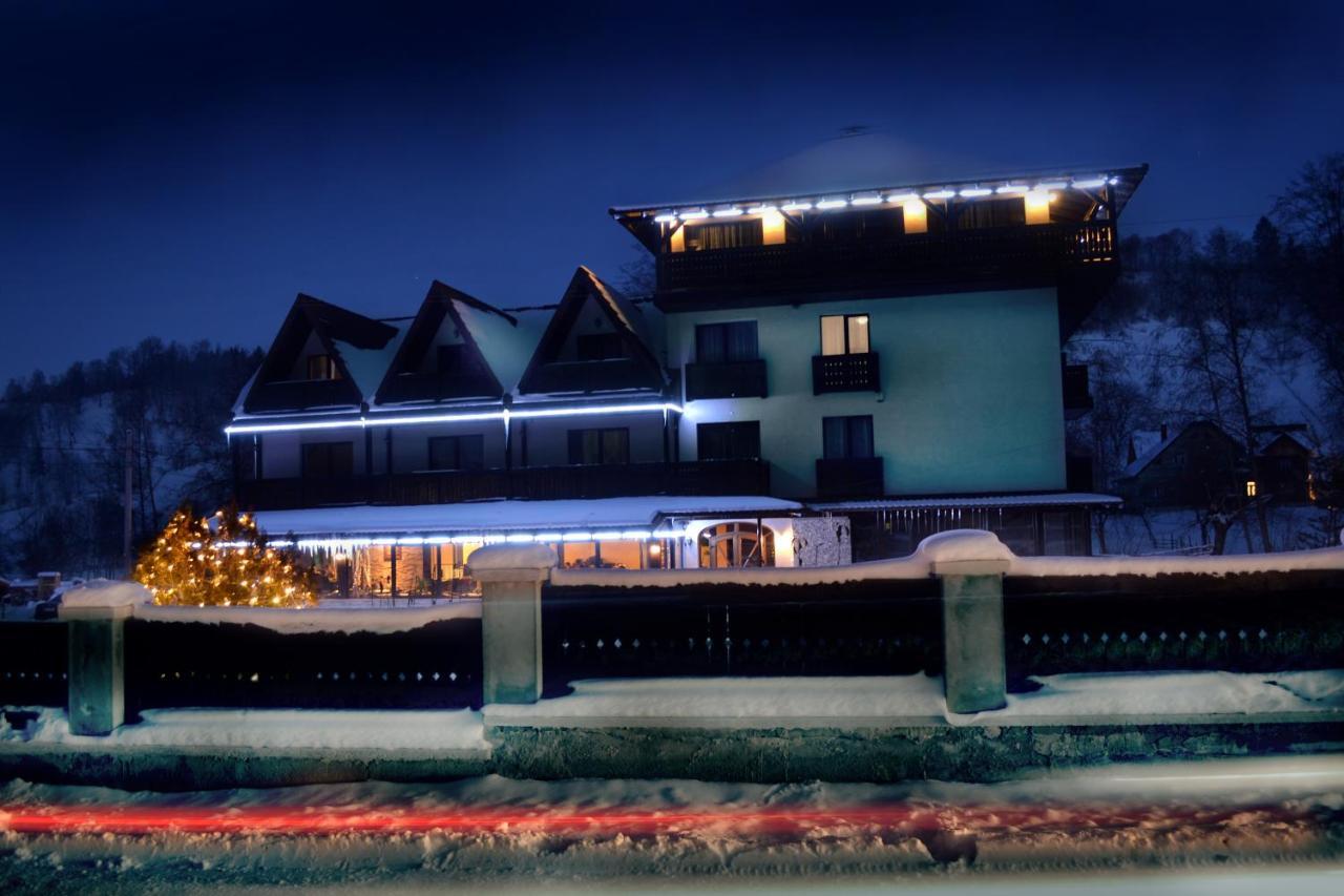 Hanul Simon Pensiune & Restaurant Bran  Zewnętrze zdjęcie