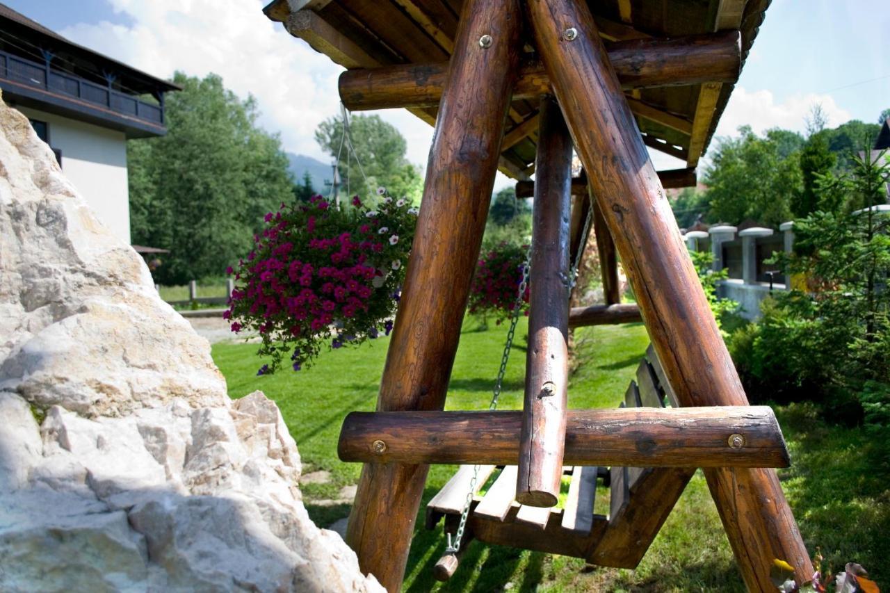 Hanul Simon Pensiune & Restaurant Bran  Zewnętrze zdjęcie