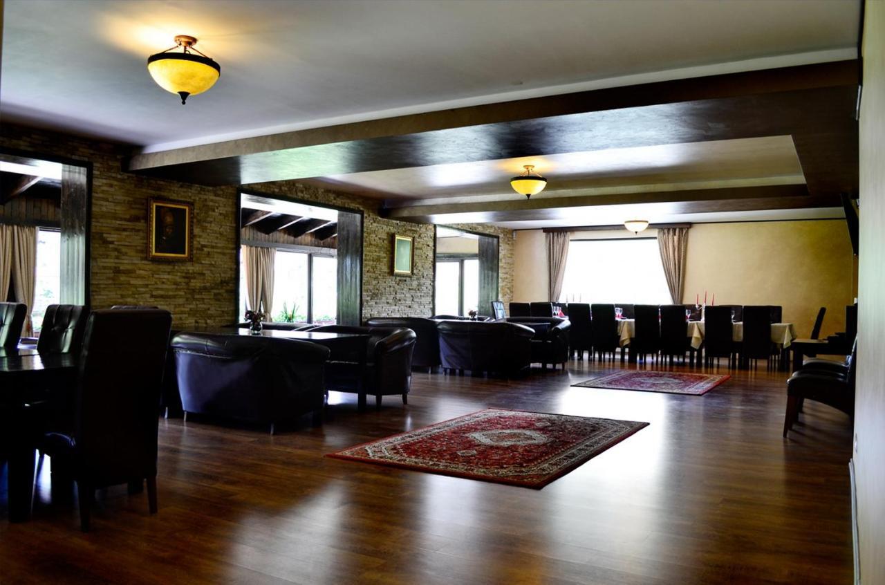Hanul Simon Pensiune & Restaurant Bran  Zewnętrze zdjęcie