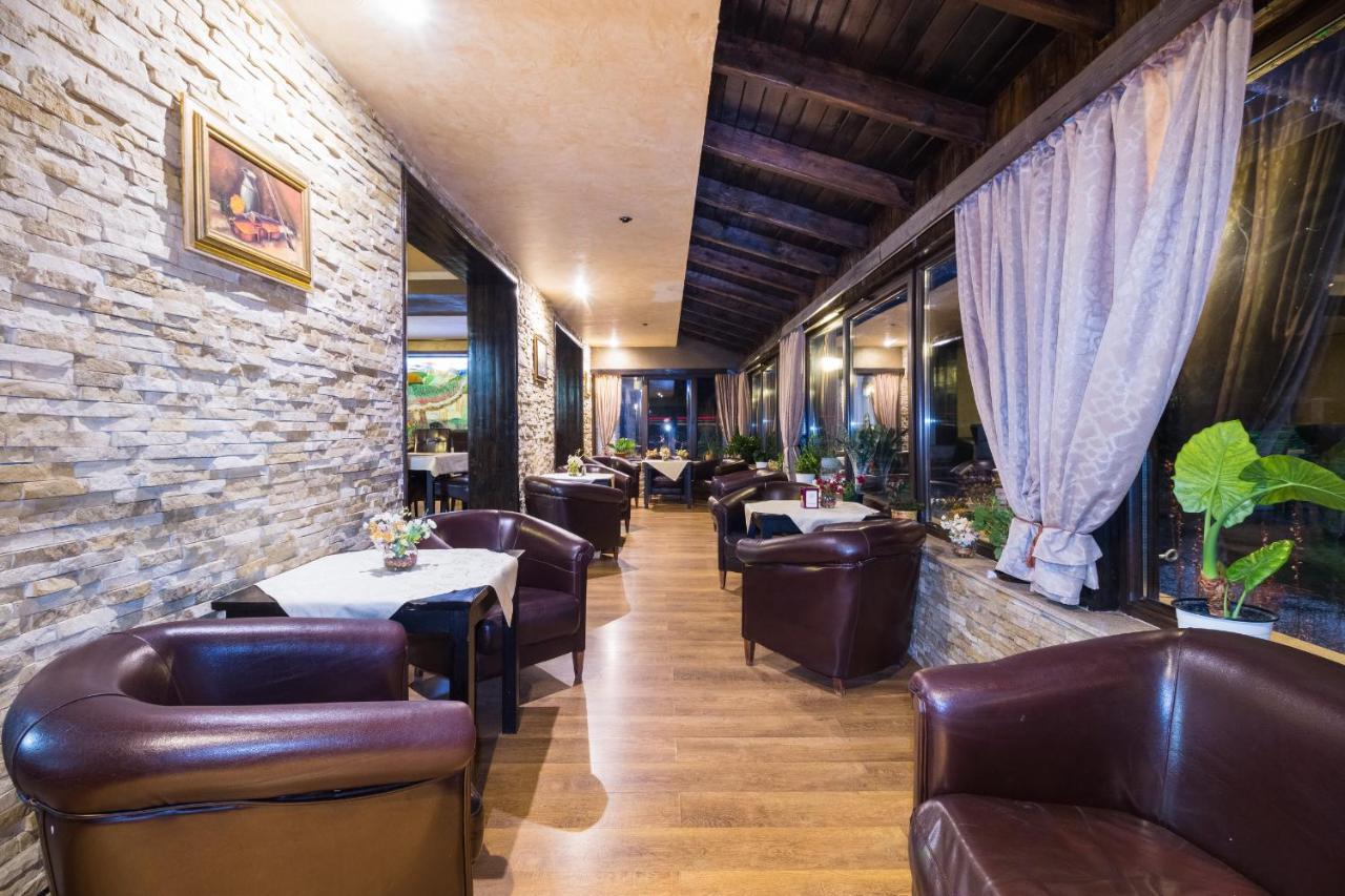 Hanul Simon Pensiune & Restaurant Bran  Zewnętrze zdjęcie