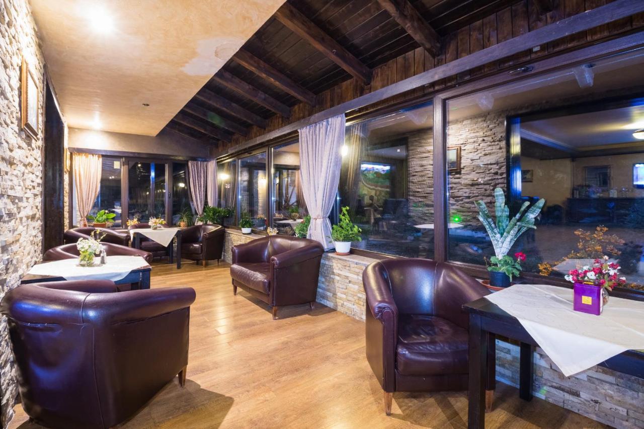 Hanul Simon Pensiune & Restaurant Bran  Zewnętrze zdjęcie